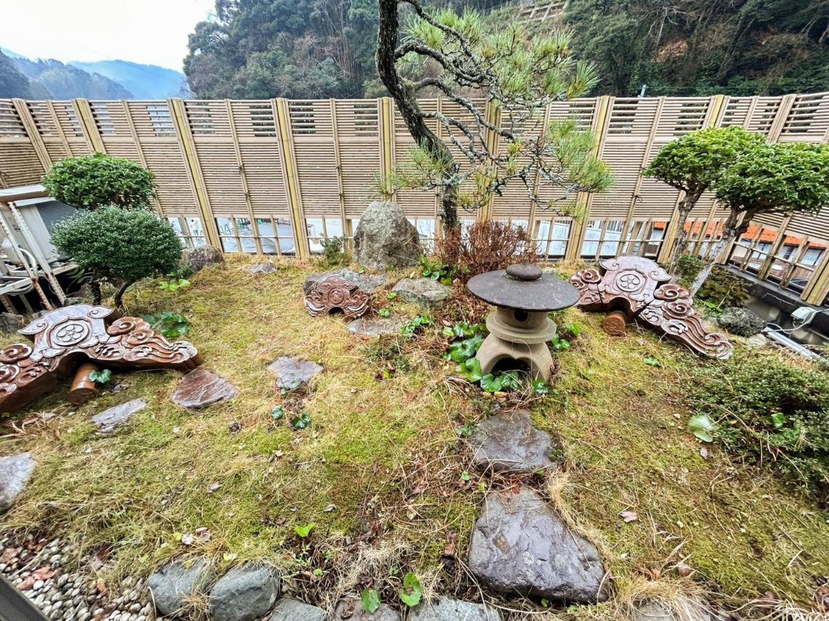 Sangai Ryokan Gotsu Bagian luar foto